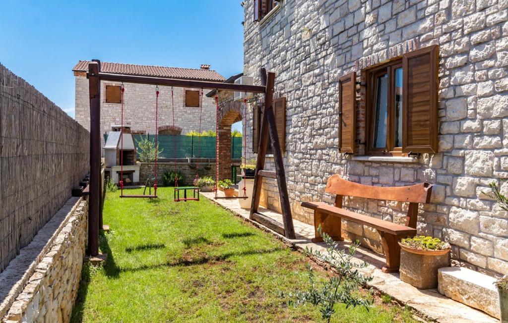 Rustic Villa Ena With Pool For Up To 10 Persons Cabrunici Buitenkant foto